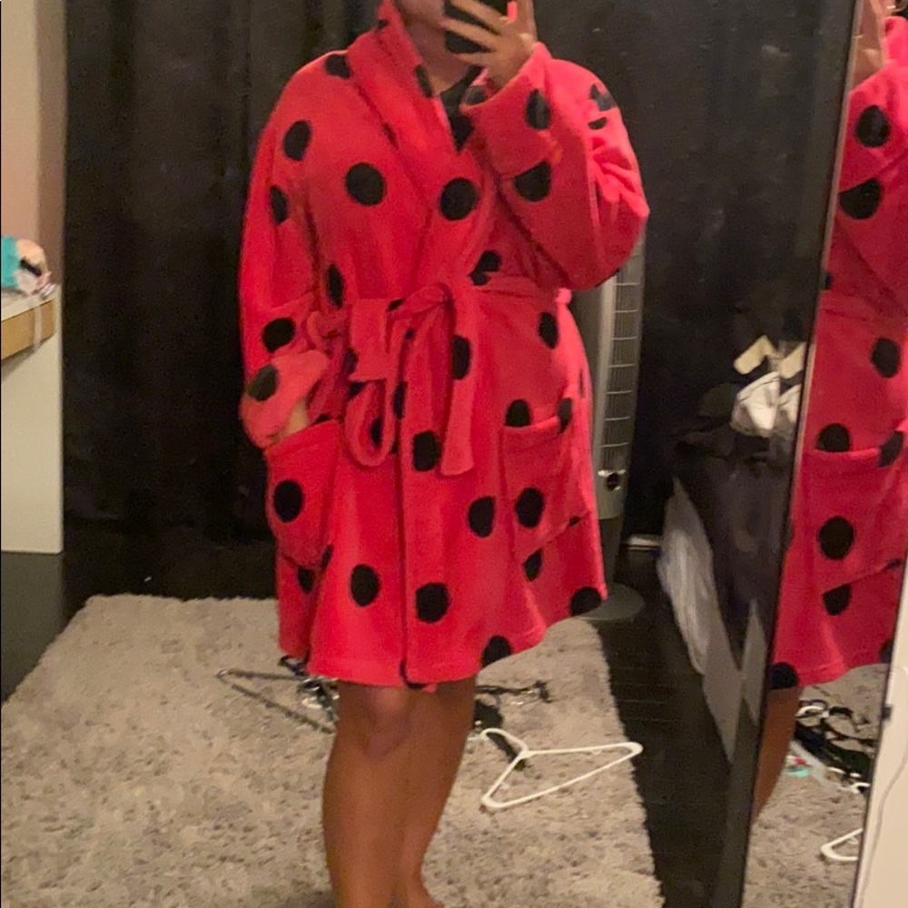 VS PINK ROBE
